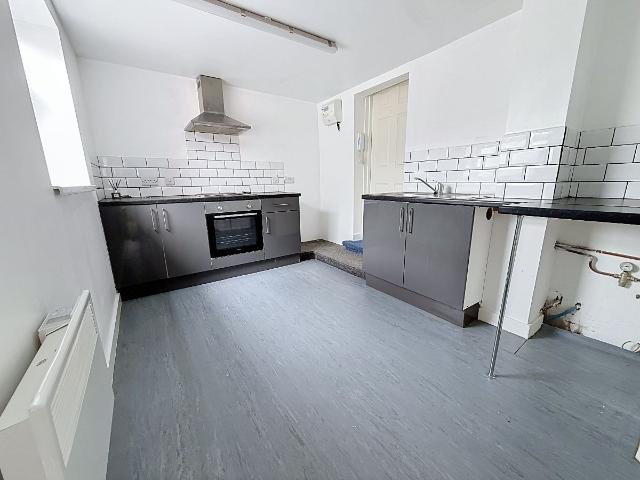Flat B Lichfield Street, Stone ST15, 1 bed flat to rent, £495 pcm | PrimeLocation
