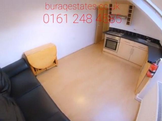 Flat, Birchfields Road, Manchester 3 bed flat to rent £2,080 pcm £480 pw