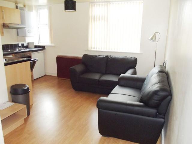 Flat, Birchfields Road, Manchester M13, 1 bed flat to rent, £1,095 pcm | PrimeLocation