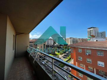 Flat Caceres Moctezuma