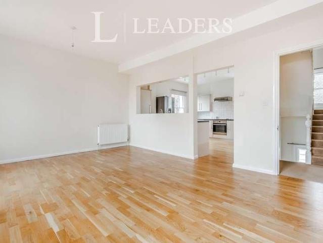 Flat, Church Street, Warnham, Horsham, RH12