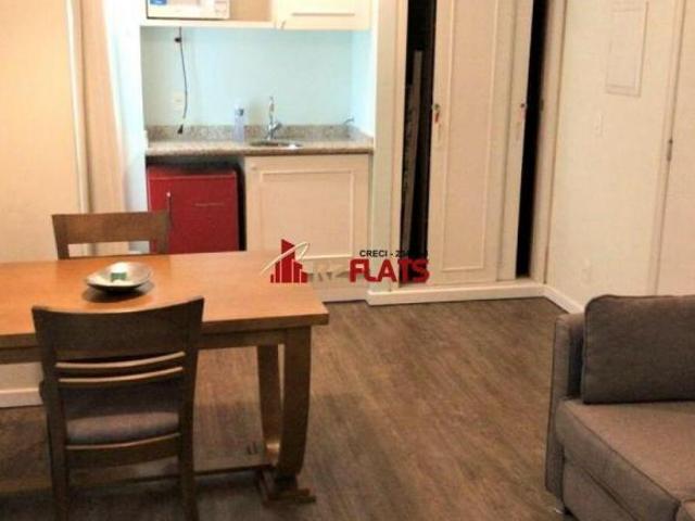 Flat com ótimo preço no bairro Consolação. Confira!