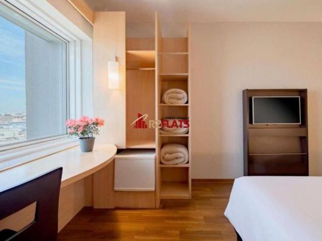 Flat com ótimo preço no bairro Campo Belo. Confira!