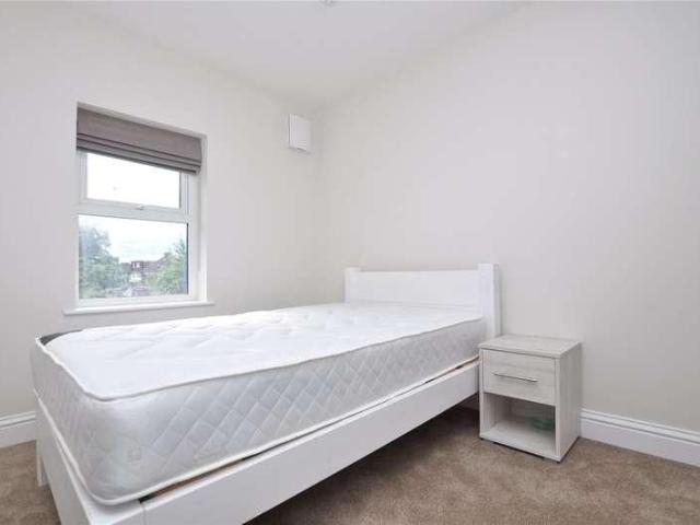 Flat D, Church Lane East, Aldershot, Hampshire, GU11