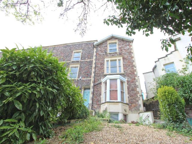 Flat D, Hillside, Clifton, Bristol BS8, Studio to rent, £1,100 pcm | PrimeLocation