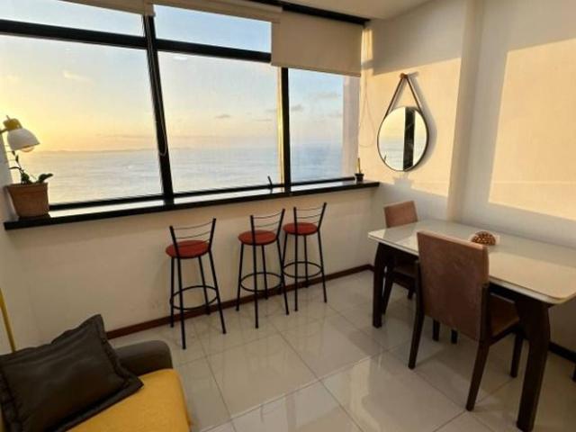Flat de 30 m² na Sete de Setembro Vitória Salvador BA, à venda por R$ 690.000 ou aluguel por R$ 4.200/mês