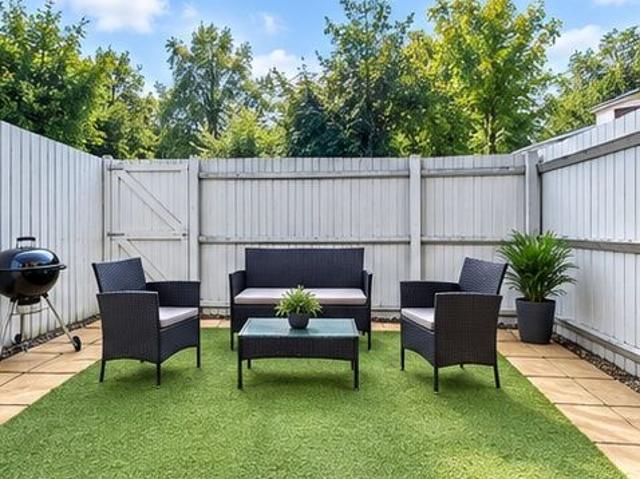 Flat, Ewell Road, Surbiton KT6, 1 bed flat to rent, £1,500 pcm | PrimeLocation