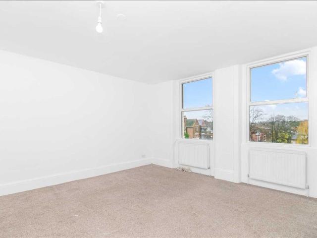 Flat E, 163 Streatham High Road, Streatham SW16, 1 bed flat to rent, £1,400 pcm | PrimeLocation