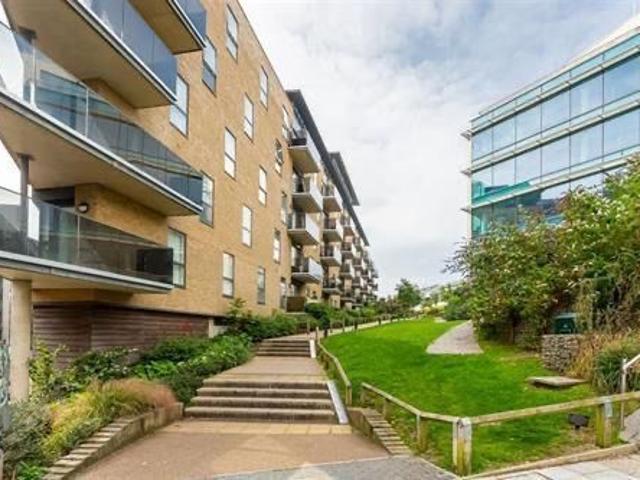 Flat, Embankment House, Fleet Street, Brighton BN1, 2 bed flat to rent, £2,000 pcm | PrimeLocation