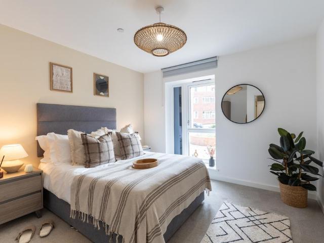 Flat F10, Sherborne Place. 1 bed flat to rent £1,180 pcm £272 pw