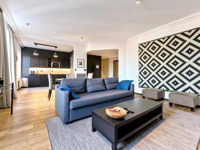 Flat furnished Avenue Louise CHÂTELAIN