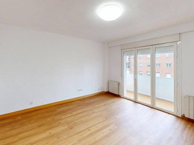 Flat for rent in Madrid city, Madrid