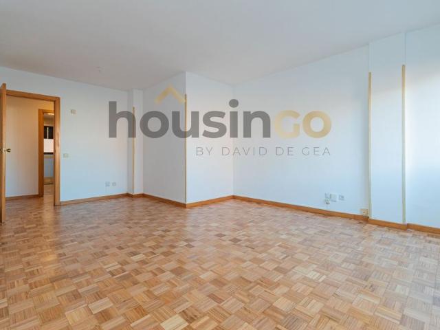 Flat for rent in Madrid Ciudad Lineal