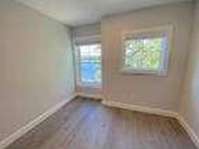 Flat For Rent In Manomet, Massachusetts