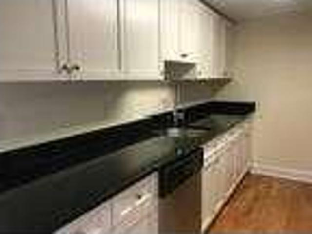 Flat For Rent In Newton, Massachusetts