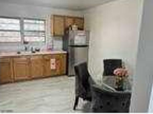 Flat For Rent In Newton, New Jersey