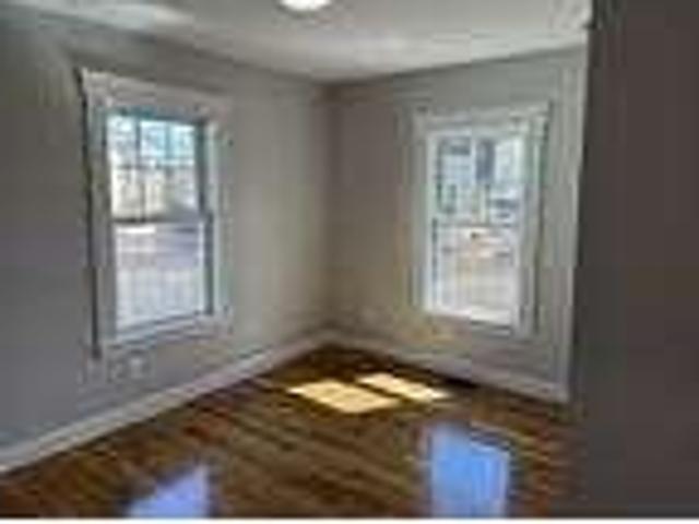 Flat For Rent In Belmont, Massachusetts