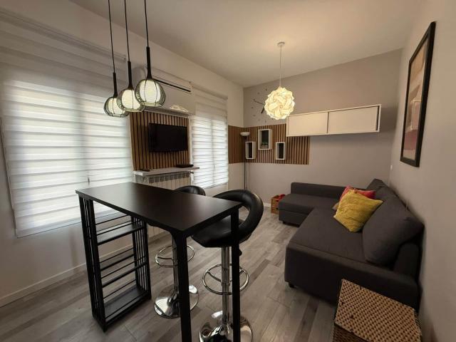 Flat for rent in Bellas Vistas, Madrid city, Madrid