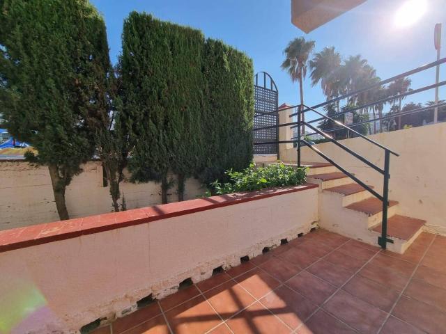 Flat for rent in Benalmádena, Málaga