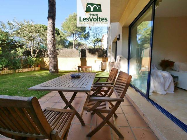 Flat for rent in Calella de Palafrugell, Palafrugell, Girona
