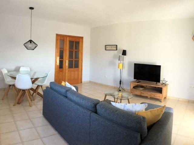 Flat for rent in Canillas de Albaida, Málaga