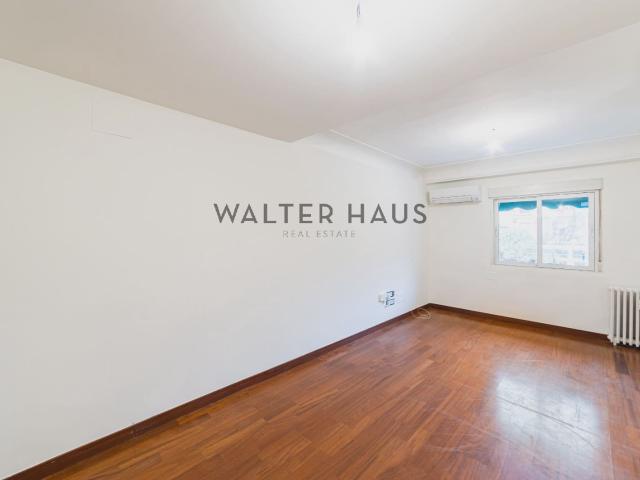 Flat for rent in Ciudad Jardín, Madrid city, Madrid