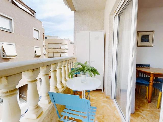 Flat for rent in El Molino, Torrevieja, Alicante