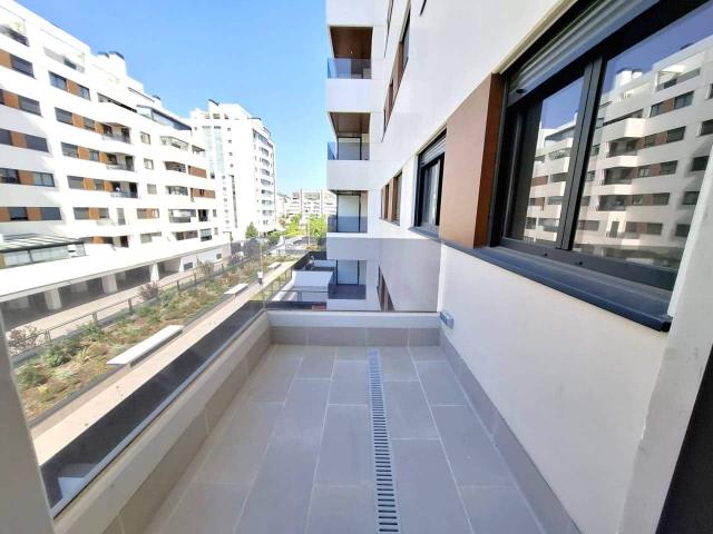 Flat for rent in El Cañaveral, Madrid city, Madrid