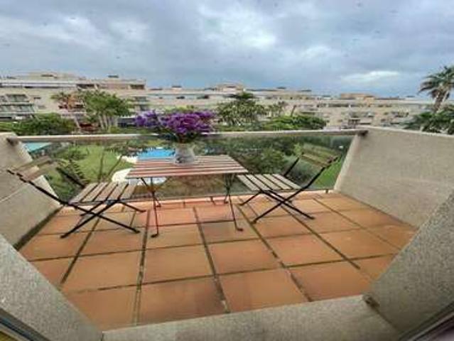 Flat for rent in El Pinillo, Torremolinos, Malaga [Ref 532200]