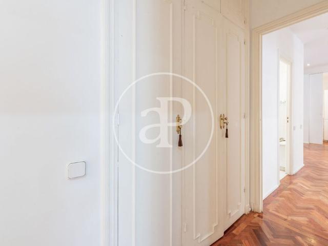 Flat for rent in Huertas Cortes Madrid