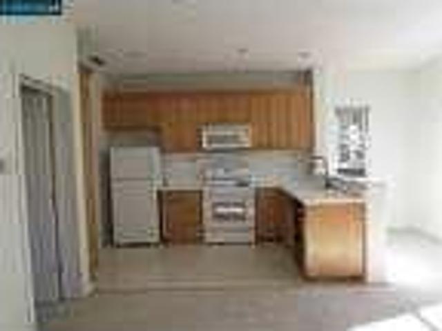 Flat For Rent In Hercules, California