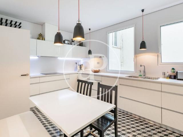 Flat for rent in Jerónimos Madrid