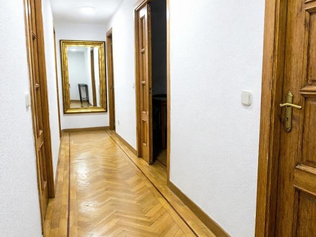 Flat for rent in Jerónimos, Madrid city, Madrid