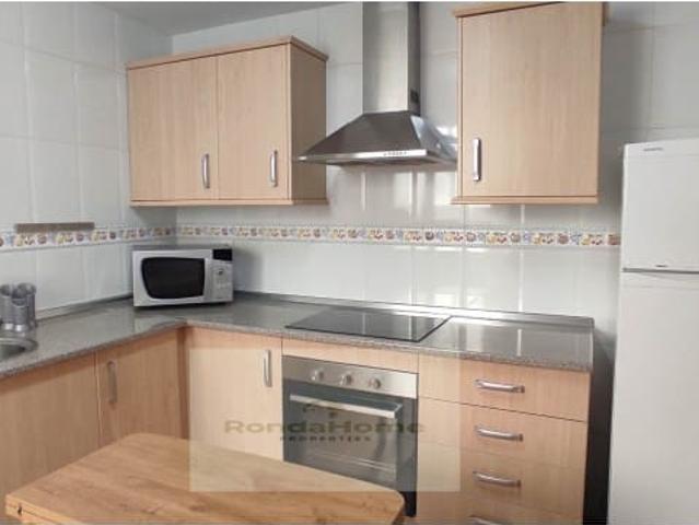 Flat for rent in Los Pacos, Fuengirola, Málaga