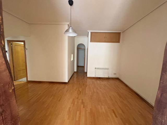 Flat for rent in Palacio, Madrid city, Madrid