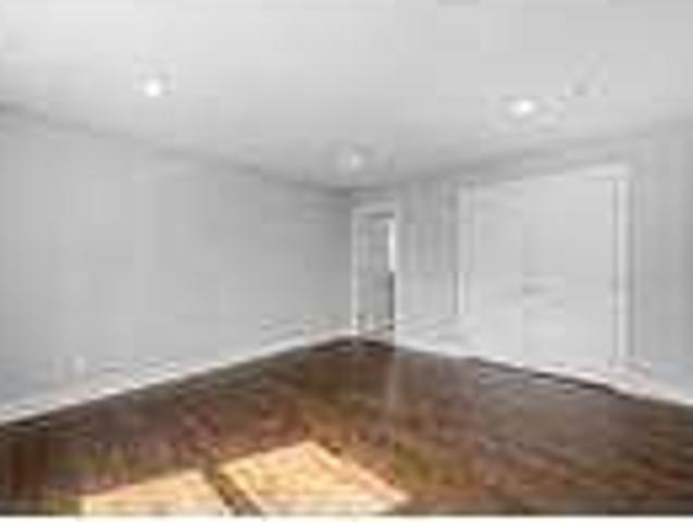 Flat For Rent In Paramus, New Jersey