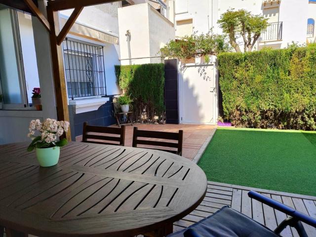 Flat for rent in Playa Flamenca, Orihuela, Alicante