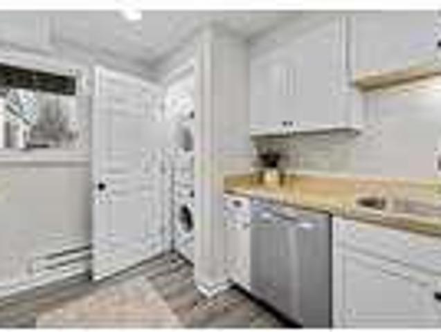 Flat For Rent In Rockport, Massachusetts