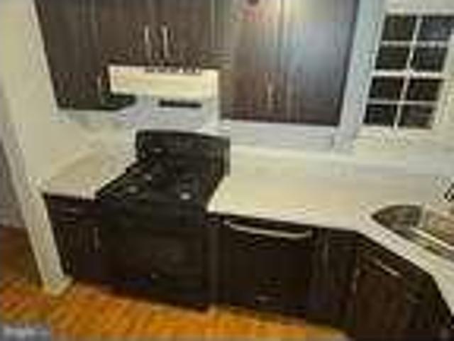 Flat For Rent In Robbinsville, New Jersey