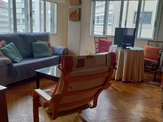 Flat for rent in Santiago de Compostela of 125 m2