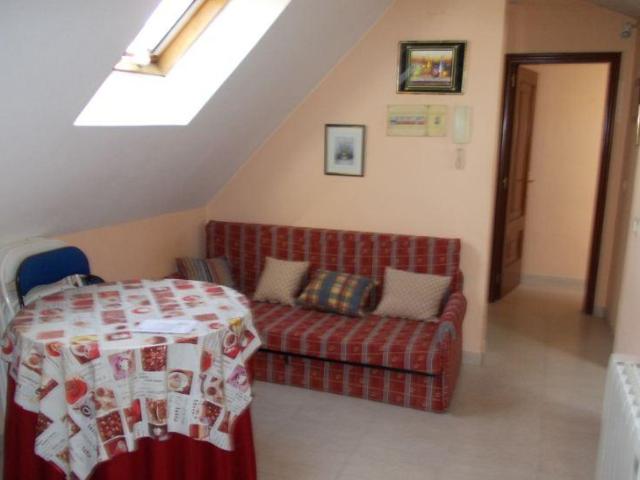 Flat for rent in Santiago de Compostela of 30 m2