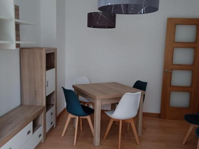 Flat for rent in Santiago de Compostela of 75 m2