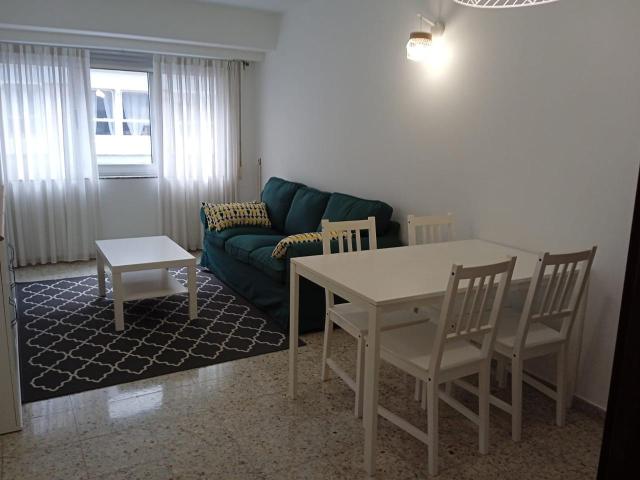Flat for rent in Santiago de Compostela of 80 m2