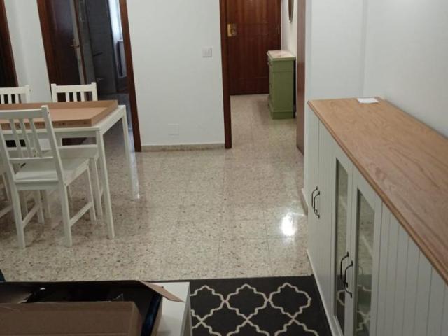 Flat for rent in Santiago de Compostela of 80 m2