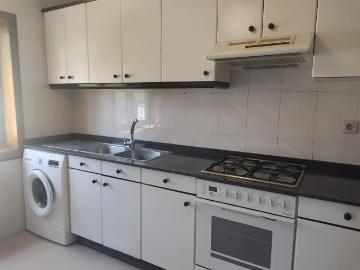 Flat for rent in Santiago de Compostela of 95 m2