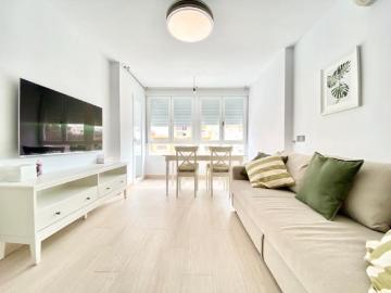 Flat for rent in Torre del Mar, Vélez Málaga, Málaga