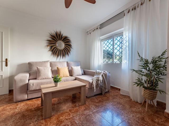 Flat for rent in Torrox, Málaga