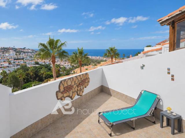 Flat for rent in Torviscas Centro y Alto, Adeje, Tenerife