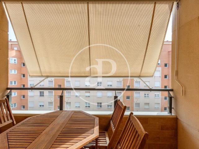 Flat for rent with swimming pool in Valencia