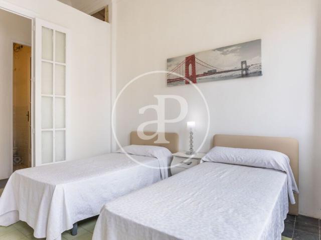 Flat for rent with Terrace in San Francesc Valencia